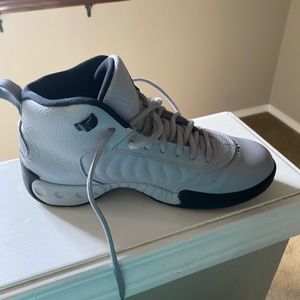 YOUTH AIR JORDAN JUMP MAN